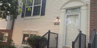 4 bedroom, 3.5 bathroom townhome in Ramsey MN Gallery 1