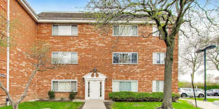 6882 W TOUHY Avenue Gallery 1