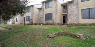 Room in 2 Bedroom Home in Austin Gallery 4