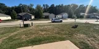Northern Spacious 4 BDR Duplex Gallery 24