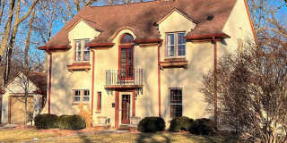 Large 3 Bedroom Home! Gallery 1
