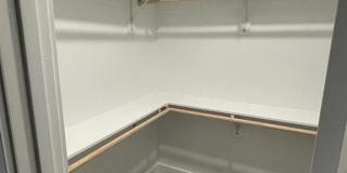 401 W Elm Street Gallery 10