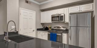 Broadleaf Apartments Gallery 21