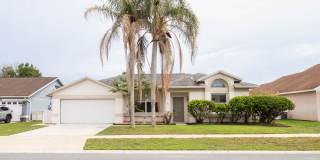 2782  Picadilly Circle Gallery 1