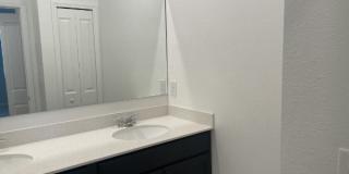 1125 Saguaro Street Gallery 25