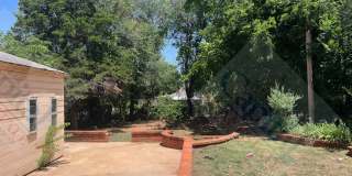 Charming 2 Bedroom Charming 2 Bedroom Gallery 19