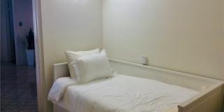 5108 Wilbur Street Gallery 32