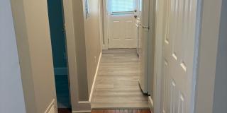 Adorable 1 Bedroom home Fountain Square Gallery 13
