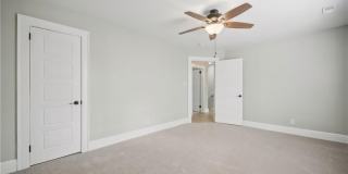 6048 River Road Gallery 38