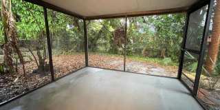 Beautiful Single Family Home! $2395/1085ft2-South Sarasota, 3-Bed/2-Bath, Fully Renovated: Annual Rental! Gallery 27