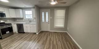 1511 Retreat Street Gallery 3