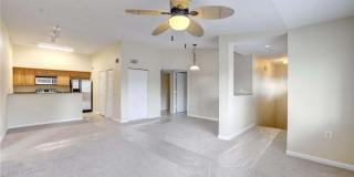 231 SW PALM Drive Gallery 4