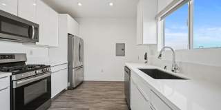 627 Brittania Street Apartments Gallery 4