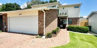 GORGEOUS 3 bedroom/3 bathroom/2 car garage townhome for rent in the desirable DONLABROOK GARDENS! Gallery 1