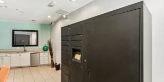 1045 On The Park Apartments Homes Gallery 7