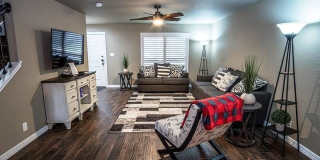 5323 Dannelly Field Gallery 5