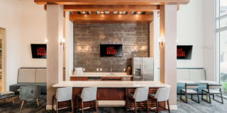 Lakeshore Pearl Gallery 29