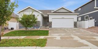 Charming 3 Bedroom, 2 Bath Home in West Greeley Charming 3 Bedroom, 2 Bath Home in West Greeley Gallery 1