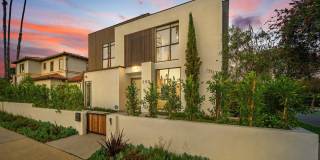 200 N DOHENY Dr Gallery 2