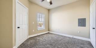 Woodlands of Denton - Affordable Housing Gallery 12