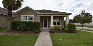 3 Bedroom, 2 Bath Single Family Home, 2 Car Garage, Waterside pionte Comm. For Rent at 708 Lake Tarpon Way, Groveland, FL 34736 -Gated Community Gallery 1