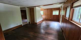 3 Bedroom 1 bath HomeCharming Updated Home in Quiet Bedford Neighborhood Gallery 9