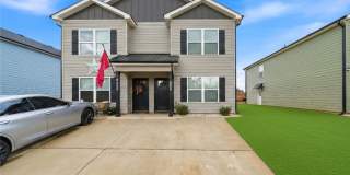 Modern Townhome for Rent – Modern Living at Its Best! Gallery 1