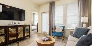 Avery at Turkey Creek Gallery 13