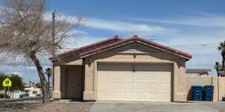 3 Bedroom - 2 Bathroom Duplex Gallery 1