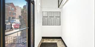 2500 Clybourn Gallery 10