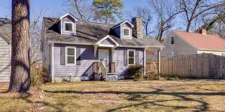 Newly Renovated 3BR/1BTH with Loft for Rent! Gallery 5