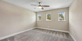 Immaculate 4 bedroom, 2.5 bathroom home with a dedicated office, spacious loft, and 2,648 square feet of living space Gallery 16
