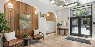 Queen Anne Collection Gallery 7