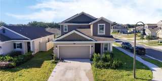 4022 AMBROSE AVENUE Gallery 1