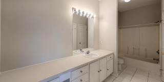 7990 BAYMEADOWS Road E Gallery 11