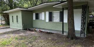 **4/2 BR Single Family home : Available Now Gallery 1