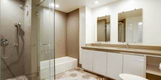 Barry Diamond Gallery 25