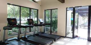 Exceptional 3 bed, 3.5 bath home in Irvine. Gallery 36