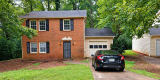 3 Bed and 2.5 Bath in Decatur! Gallery 1