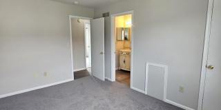 33 FIELDSTONE Court Gallery 20