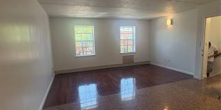 2060 Washington Avenue Gallery 6