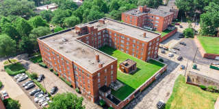 Shaker House & Shaker Town House Gallery 36