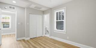 4020 Ernest Street Gallery 13
