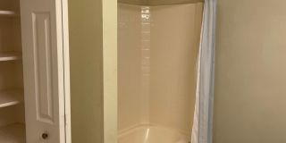 Luxury Living in The Knolls Gallery 30