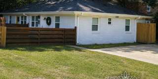 Newly Renovated 2 Bedroom 1 Bathroom Duplex Minutes away from Virginia Beach! Newly Renovated 2 Bedroom 1 Bathroom Duplex Minutes away from Virginia Beach! Gallery 1
