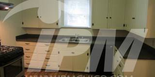 Classic 3 bedroom 2 bathroom home! Gallery 6