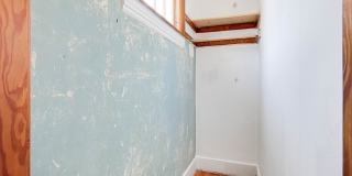 4 Glade St Gallery 18