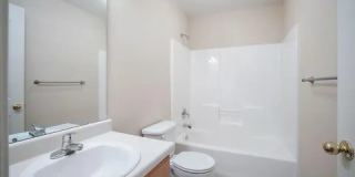 1143 South Elmwood Avenue Gallery 40