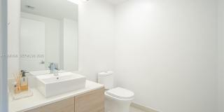 10201 E Bay Harbor Dr Gallery 19