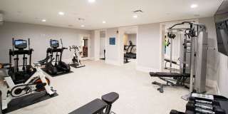 The Scott at East Village Apartments Gallery 24